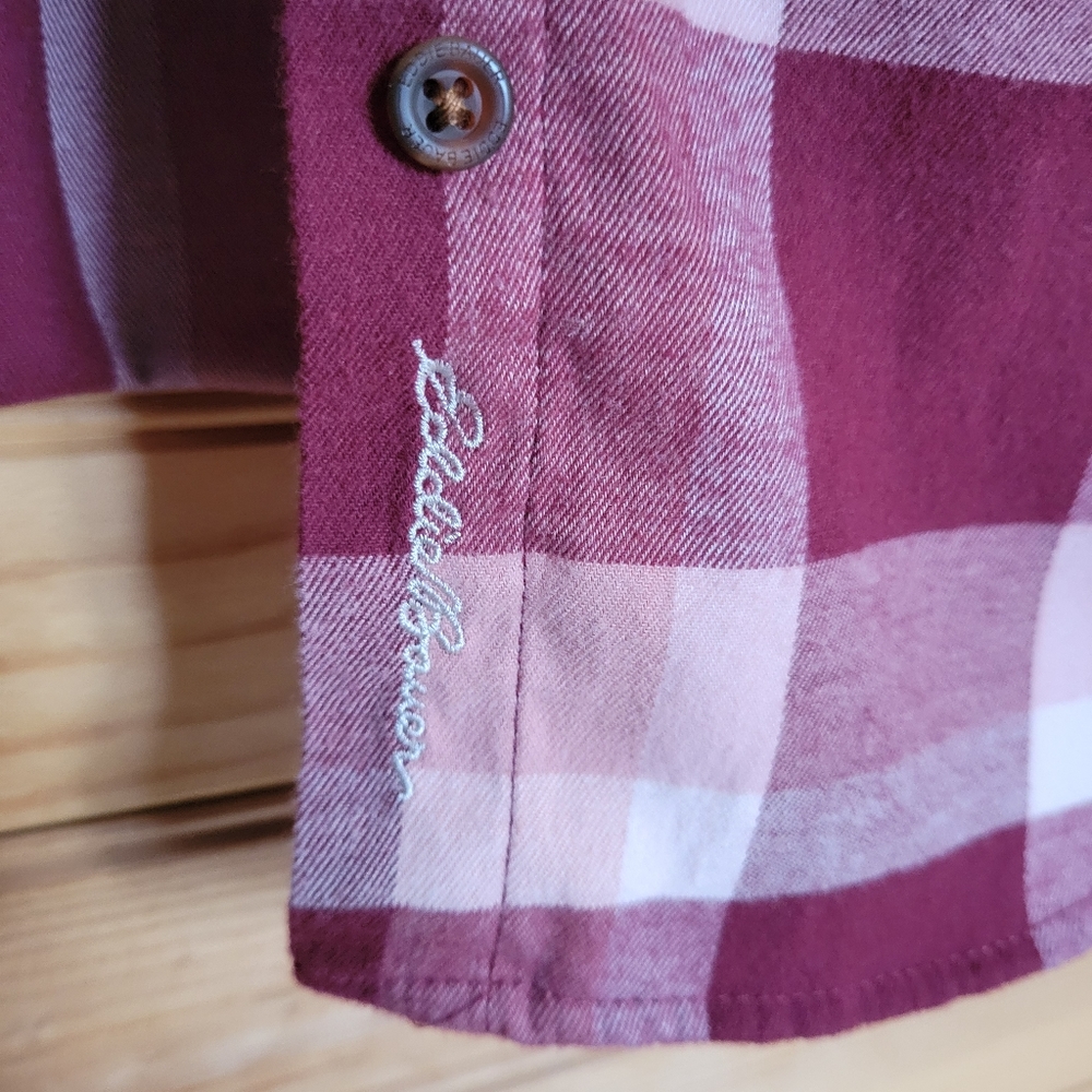Eddie Bauer Womens Plaid Button-Down long-sleeve Shirt, Size L - Picture 4 of 7